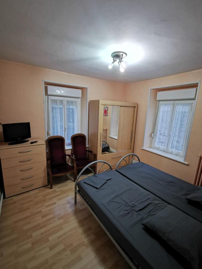 Les Geraniums Apartment Bains-les-Bains Ngoại thất bức ảnh